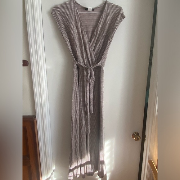 Caution to the Wind Jumpsuit - Picture 3 of 6